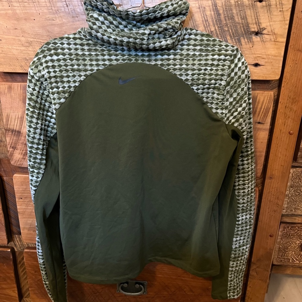 Nike Cowl Pullover ✔️💚
